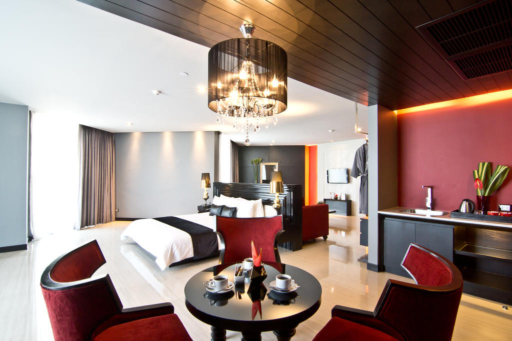 Tsix5 Hotel Pattaya Exterior foto